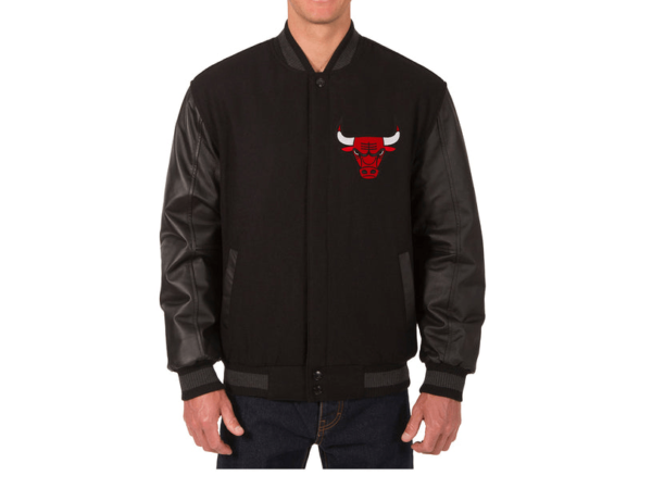 Men's Chicago Bulls Wool & Leather Black Varsity Jacket - Image 2